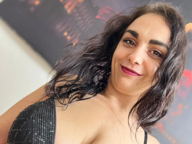 SiennaKaway - Live porn &amp; sex cam - 23269649