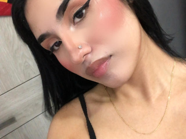 NickiClark - Sexe cam en vivo - 23270801