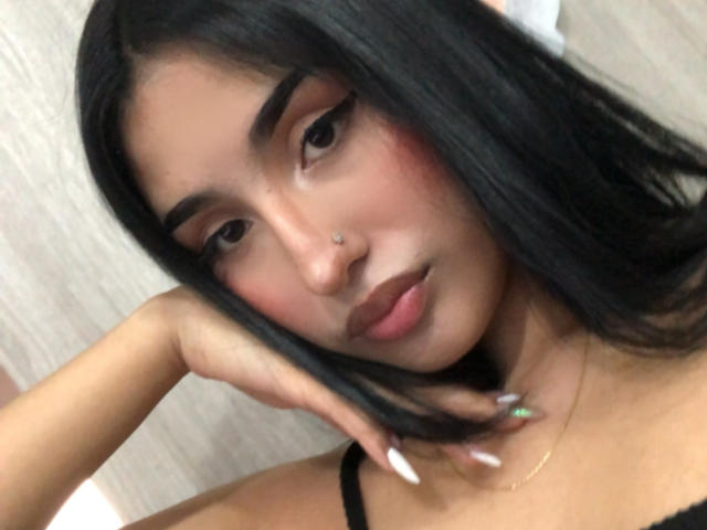 NickiClark - Live porn &amp; sex cam - 23270821