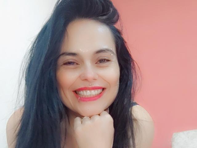 CharlotteCrofort - Live porn &amp; sex cam - 23271445