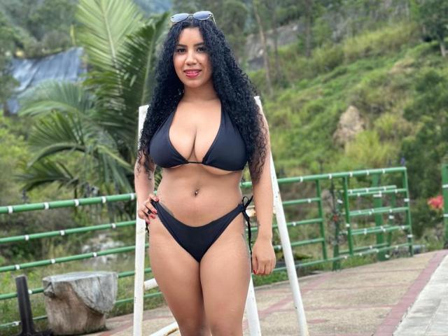 SerenaWillow - Live porn &amp; sex cam - 23271833