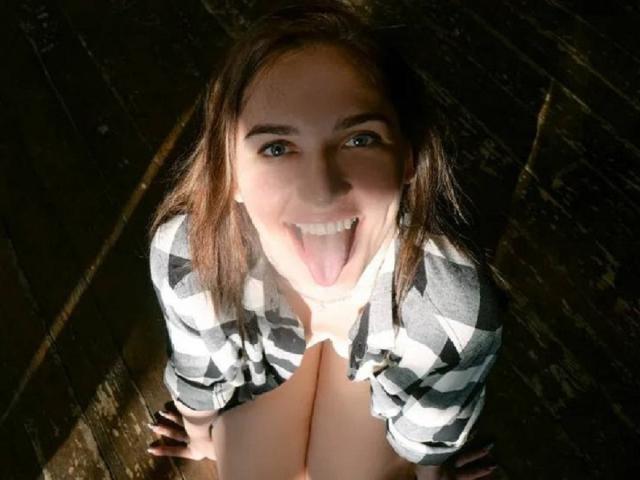 AliceAndCristal - Live porn &amp; sex cam - 23272969
