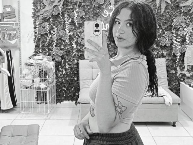 ZoeHuntt - Live porn &amp; sex cam - 23272981