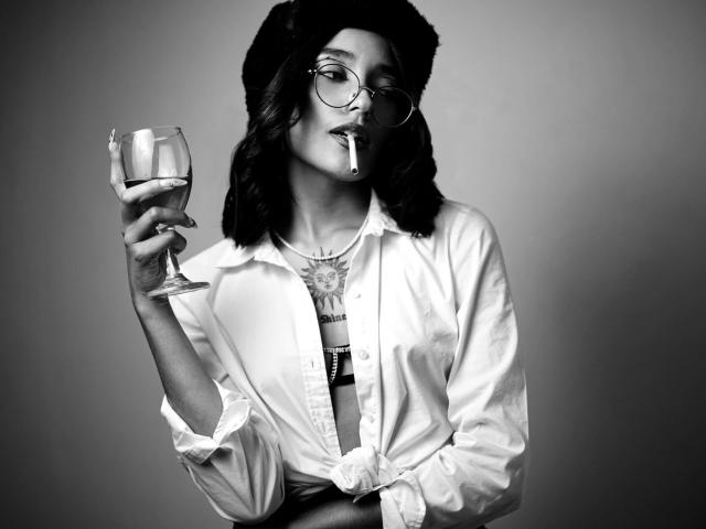 SalomeMille - Live porn &amp; sex cam - 23273293