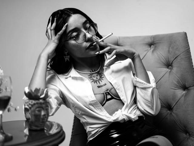 SalomeMille - Live Sex Cam - 23273333