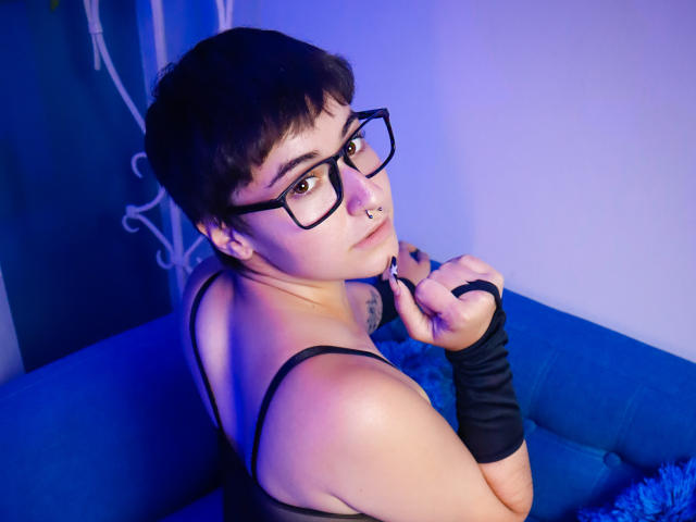 MissTat - Porno na żywo i seks kamera - 23274873