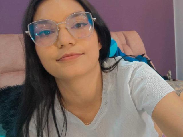 AriaLeenn - Live porn &amp; sex cam - 23277829