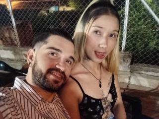 SophiaAndDaimonX - Live porn &amp; sex cam - 23283049