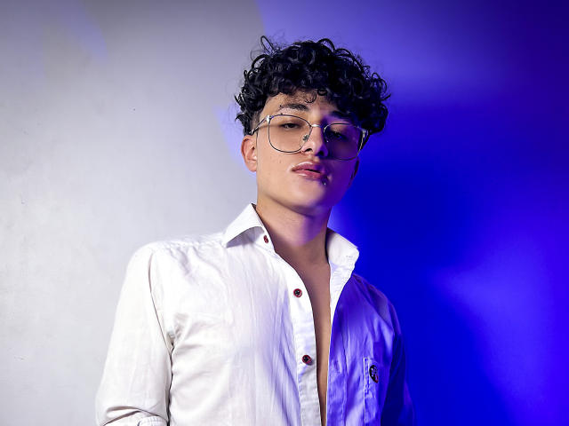 LukeConor - Live porn &amp; sex cam - 23286337