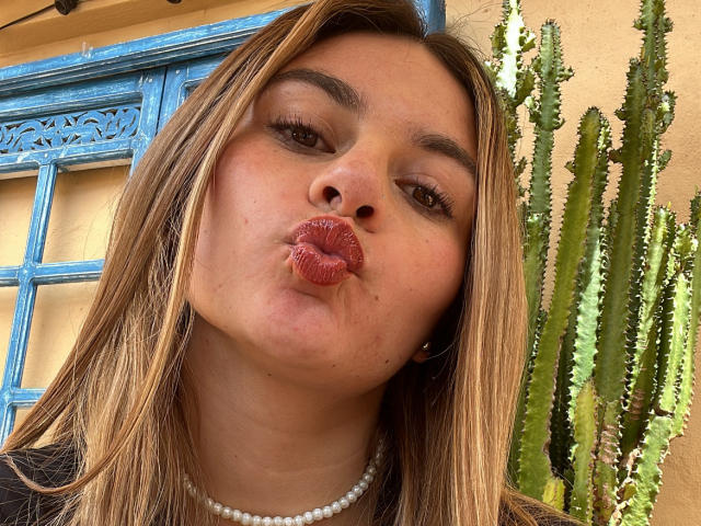 AtheneaRossi - Live porno og sexkamera - 23288045