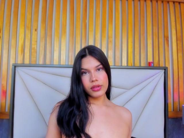 AmyXHottie - פורנו בשידור חי ומצלמת סקס - 23289025