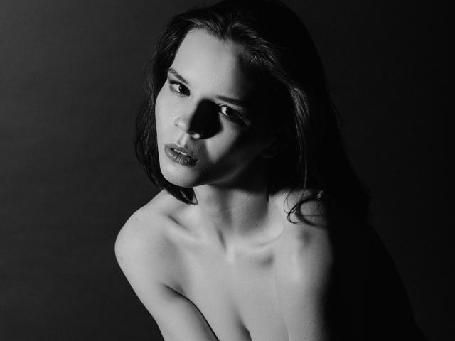 AveAdelheid - Live porn &amp; sex cam - 23298629