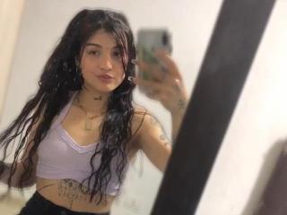 AndreaSimmons - Sexe cam en vivo - 23298913