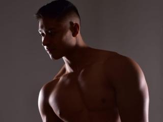 WadeT - Live porn &amp; sex cam - 23299793