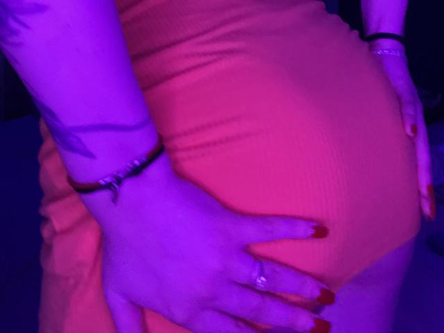 Olieri - Élő pornó és szexkamera - 23302569