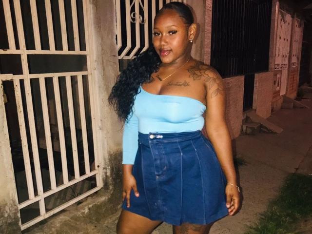 Makensi - сексуальная веб-камера в реальном времени - 23304337