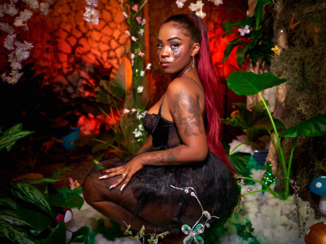 AbigailFoxy - сексуальная веб-камера в реальном времени - 23306869