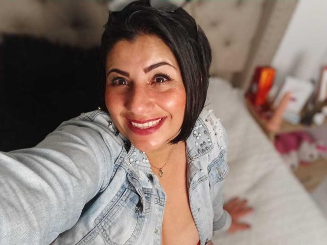 AngeleRoux - פורנו בשידור חי ומצלמת סקס - 23306921