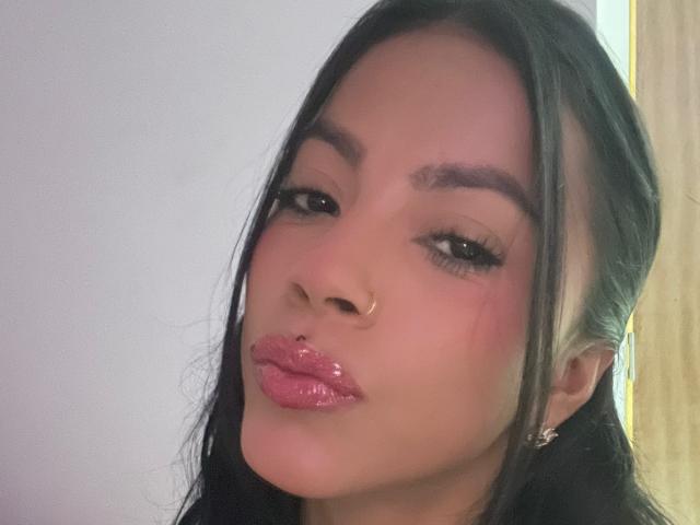 Amberv - Live porn &amp; sex cam - 23308405