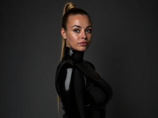 CarolineSensual - Live porn &amp; sex cam - 23312493