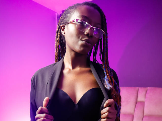 LiaMarily - сексуальная веб-камера в реальном времени - 23316085