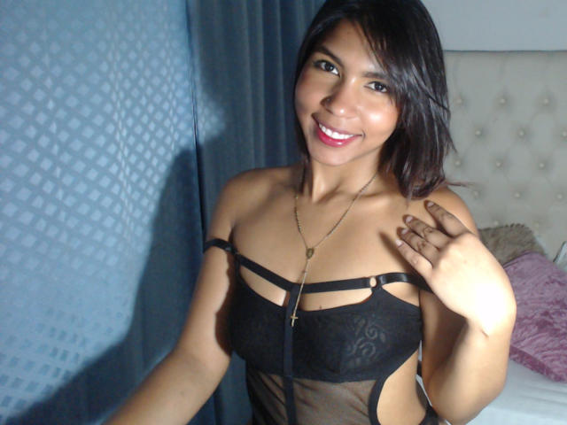 IsabellaRouse69 - Live porn &amp; sex cam - 23316337