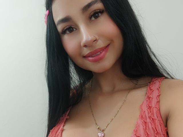 XCandyAlejaX - Live porn &amp; sex cam - 23318153