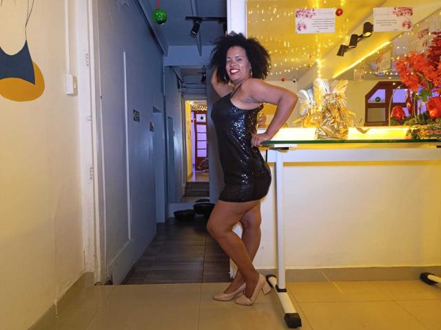 EmmyMegan - Sexe cam en vivo - 23322157