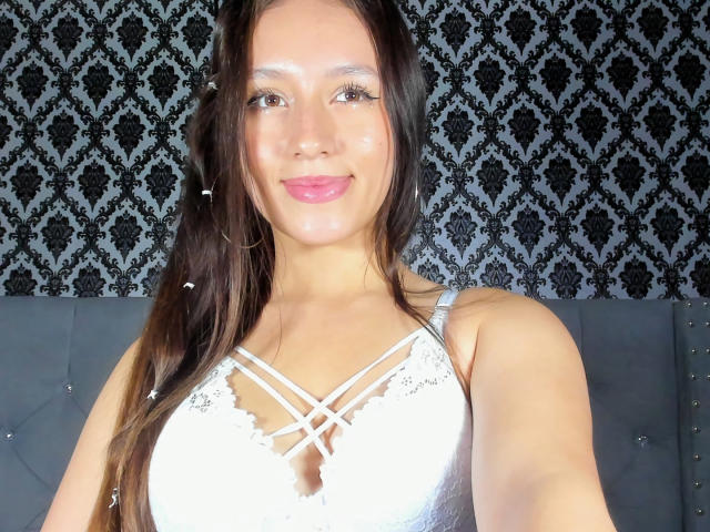 EimmyJames - сексуальная веб-камера в реальном времени - 23325389