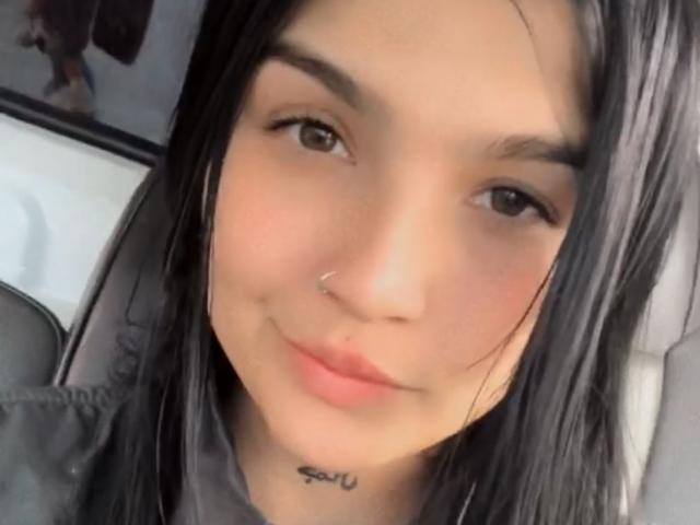 AndreaSimmons - Sexe cam en vivo - 23327061