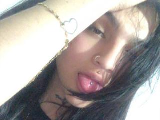 AndreaSimmons - Sexe cam en vivo - 23327069