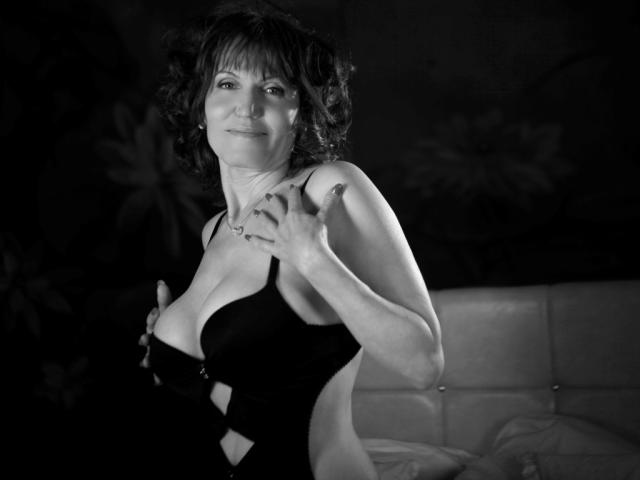RedHeadMilf69 - Sexe cam en vivo - 2332823