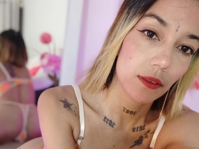 Digital illustration of four Japanese-style flags, each with a red circle on a white background, positioned in a vertical line. Flags are spaced evenly with slight shadowing.