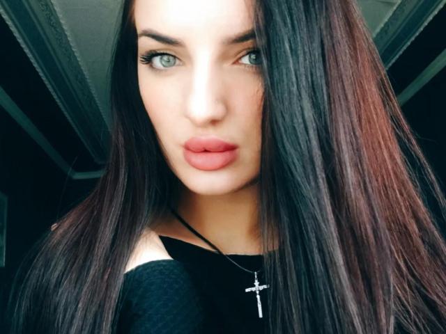 SilenaFashion - Live porn &amp; sex cam - 23329533