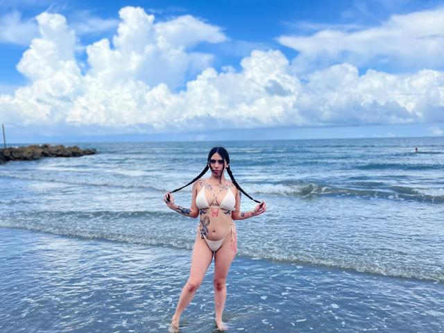 ChanelDeRosee - Live sex cam - 23330889