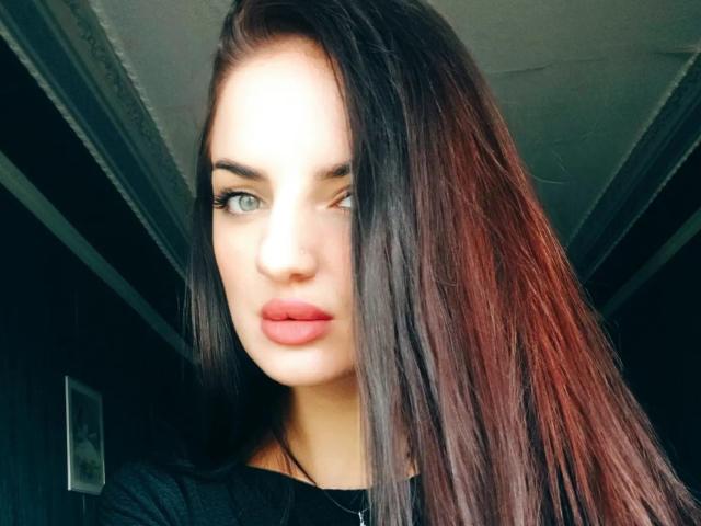 SilenaFashion - Live porn &amp; sex cam - 23335409