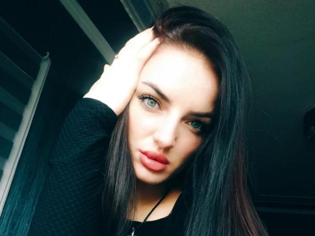 SilenaFashion - Live porn &amp; sex cam - 23335417