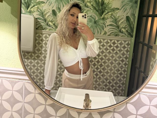 FloraSaenz - Live porno og sexkamera - 23338921