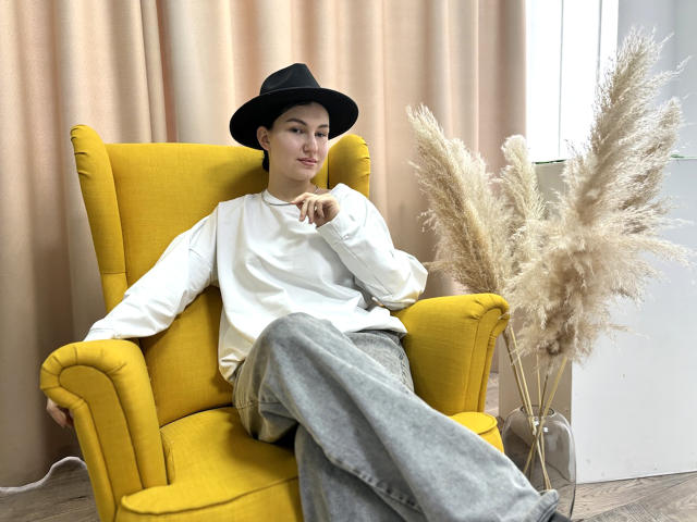 AlicaBarnes - Sexe cam en vivo - 23340673