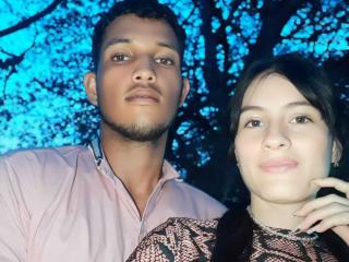 EmilyAndMaximo - Camera khiêu dâm &amp; quyến rũ trực tiếp - 23342037