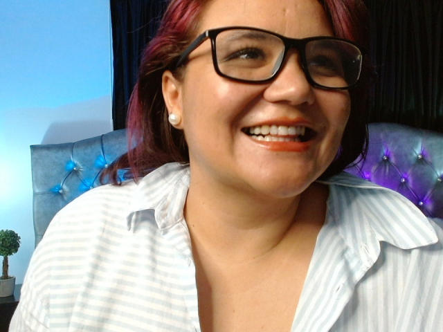 PerlaBennett - Live porn &amp; sex cam - 23345833