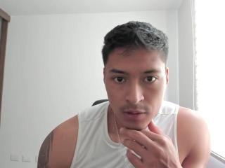 WadeT - Live porn &amp; sex cam - 23347437