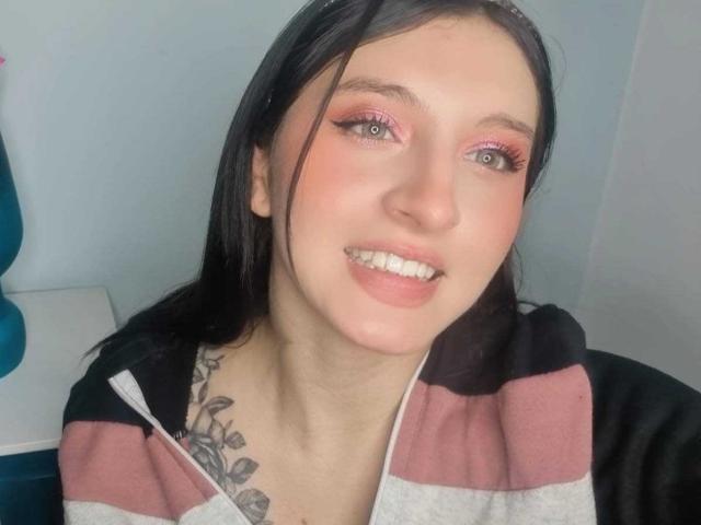 ZoeCortes - פורנו בשידור חי ומצלמת סקס - 23349689