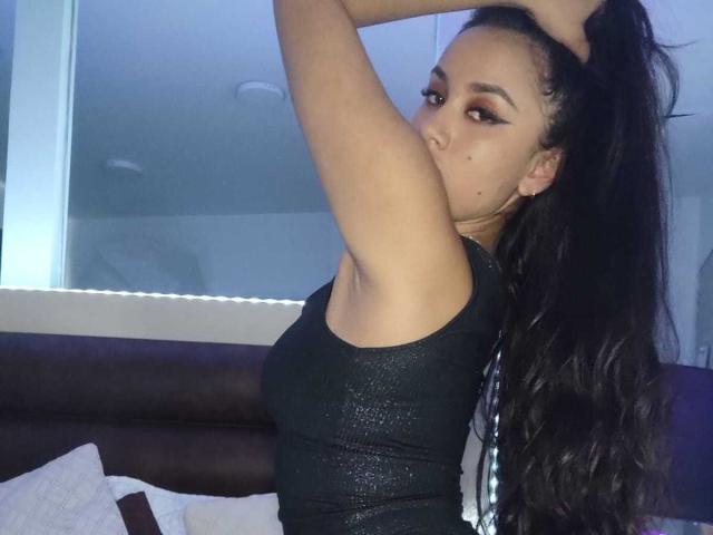 MacarenaColleman - Live porn &amp; sex cam - 23350069