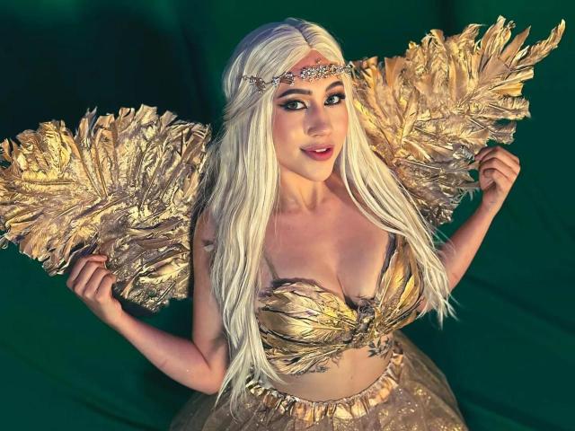 CelesteRusso - Porno na żywo i seks kamera - 23351053