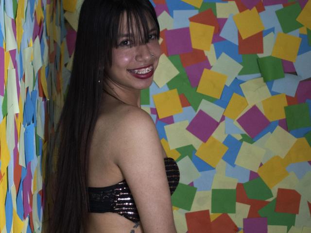 ZoeCuteX - Live porn &amp; sex cam - 23352833