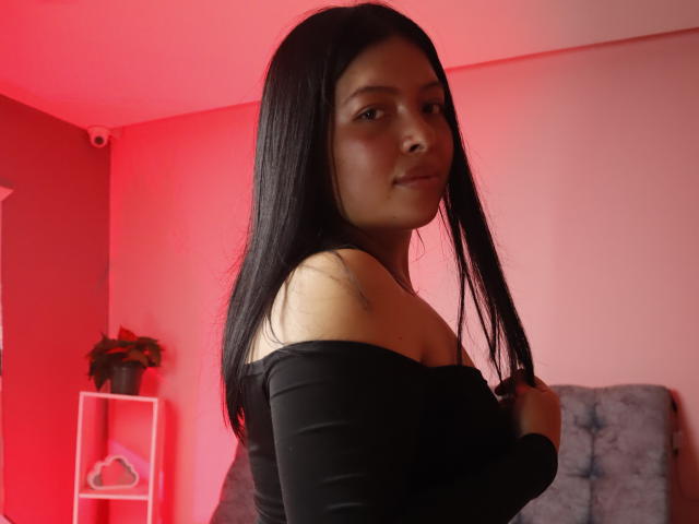 KateWelsin - Live sex cam - 23353077