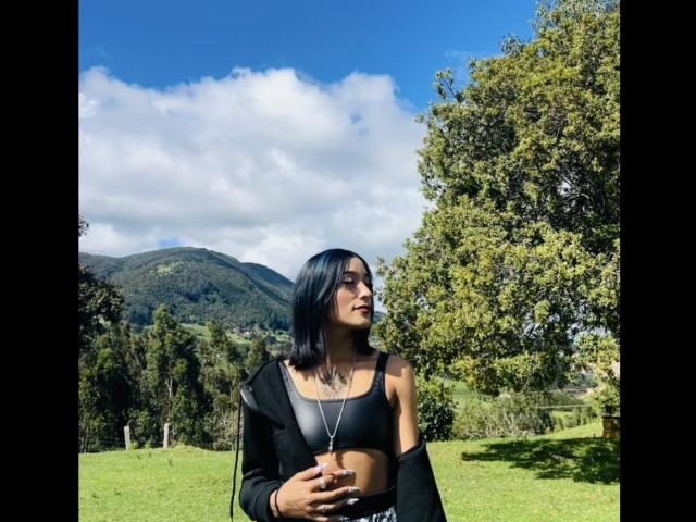 SalomeMille - Live porn &amp; sex cam - 23356397