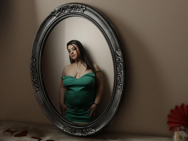 AlliceReysX - Live porn &amp; sex cam - 23356969
