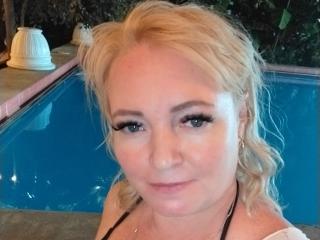 KiskaLeila - Live porn &amp; sex cam - 23357865